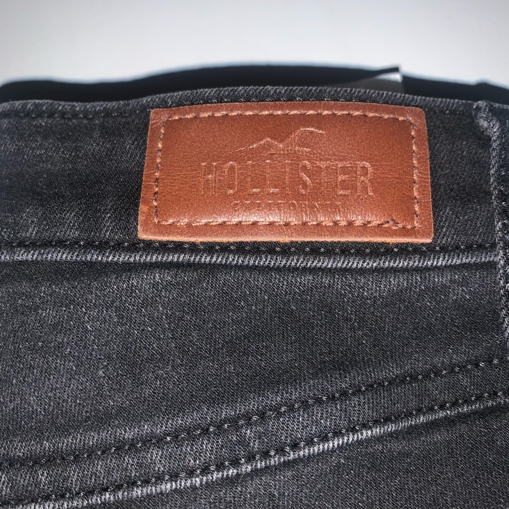 black skinny jeans